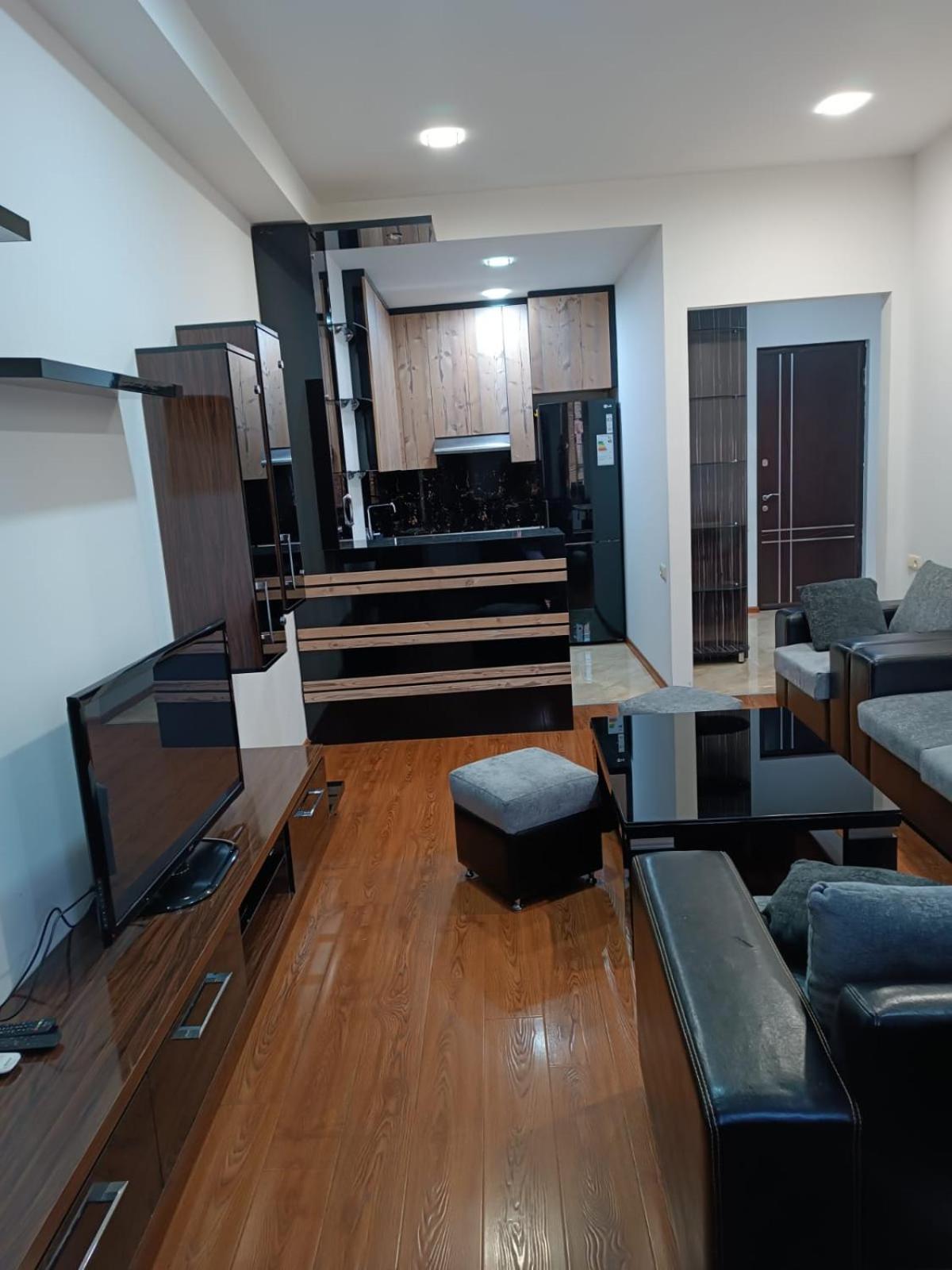 Rent Inn Yerevan On Buzand Street מראה חיצוני תמונה